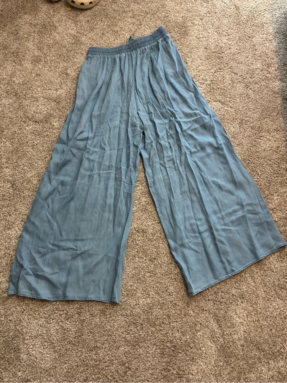 Wide Leg Pants - Picture 3 of 4